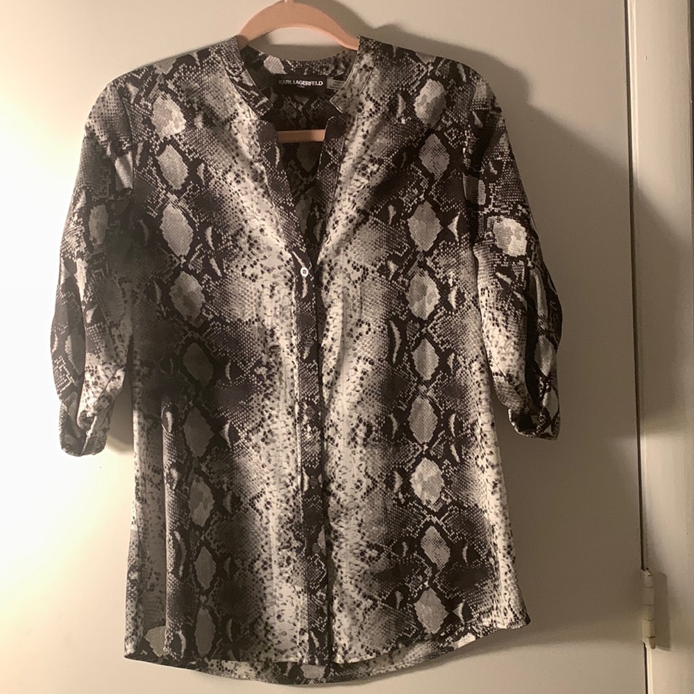NWOT Karl Lagerfeld Blouse . Snakeskin print. No size tag - measures Med